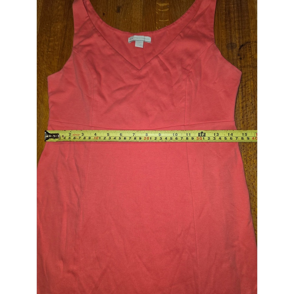 New York & Company Coral Pink V-Neck Sleeveless Sheath Dress Size S - Picture 7 of 10